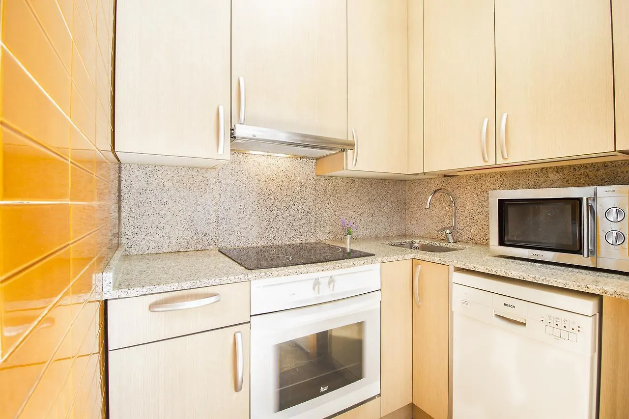 Apartaments Les Terrasses Del Tarter 0*,