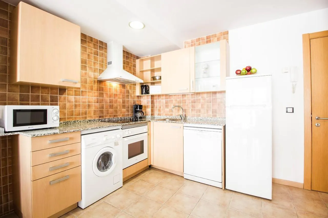 Apartaments Les Terrasses Del Tarter 0*,